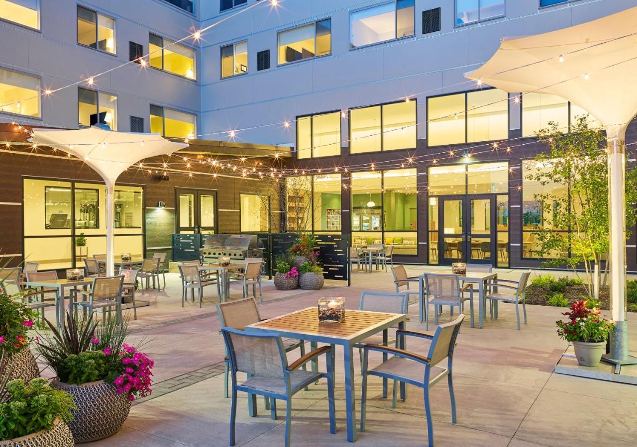 Element West Des Moines Hotel Exterior photo